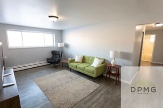 Building Photo - 2917 Harwick Dr
