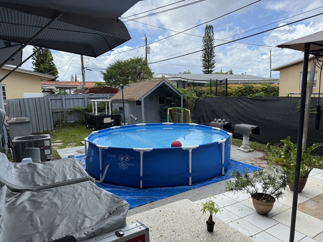 Foto del edificio - 11361 SW 7th St