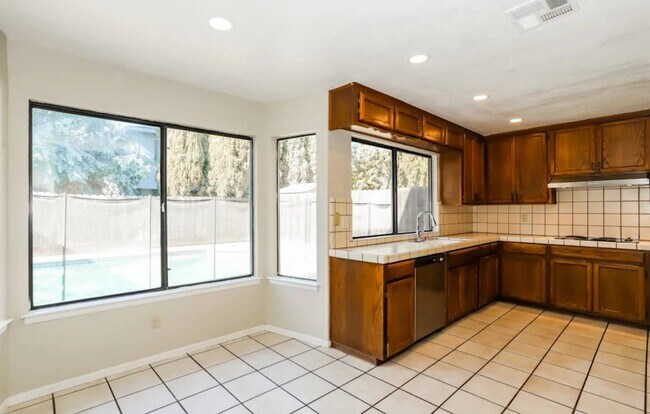 Foto del edificio - 8633 59th Ave