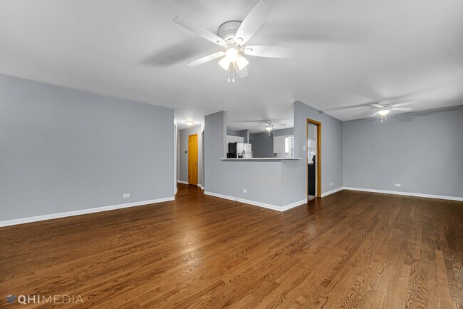 Building Photo - 10262 S 52nd Ave