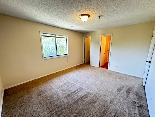 Foto del edificio - 1360 Brook St