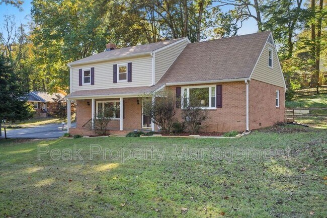 Foto del edificio - 700 Brantley Rd