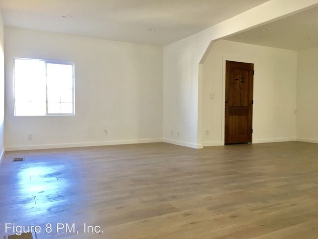 Building Photo - 1417 N Avenue 47
