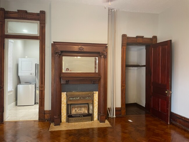 Foto del edificio - 65 Smith Pl