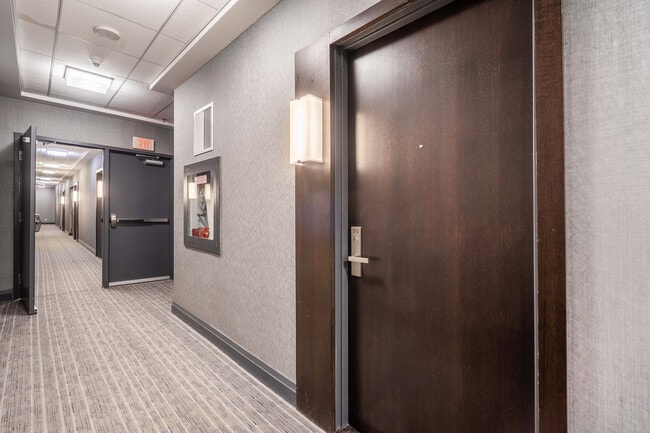 Building Photo - 65 Speers Rd