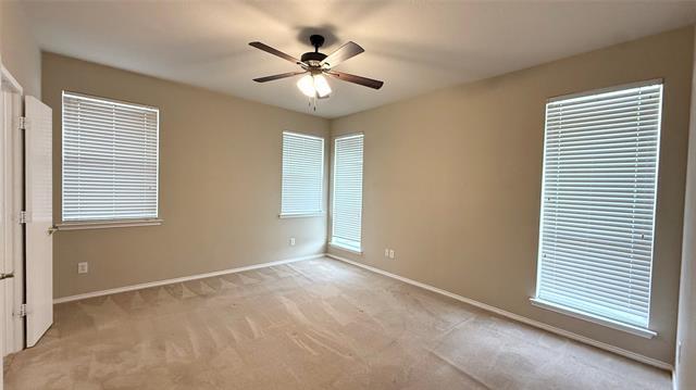 Building Photo - 9904 Blue Bell Dr