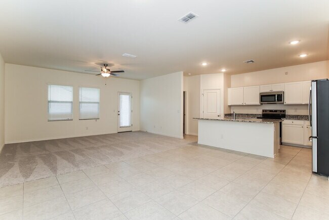 Building Photo - 3974 E Ter Ct