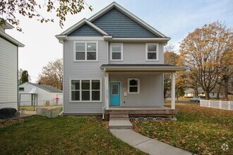 Building Photo - 2700 Dorman Ave