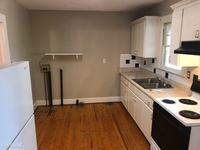 Building Photo - 2 br, 1 bath House - 27 Crystal Ave