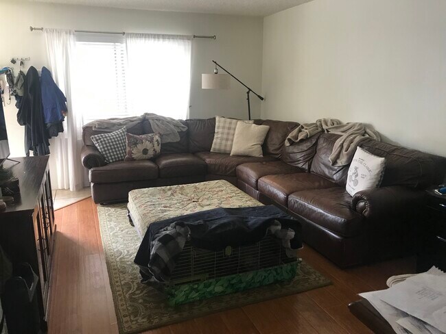 Foto del edificio - 2113 Clark Ln