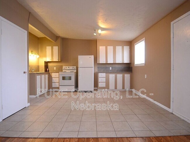Foto del edificio - 9308 Binney St