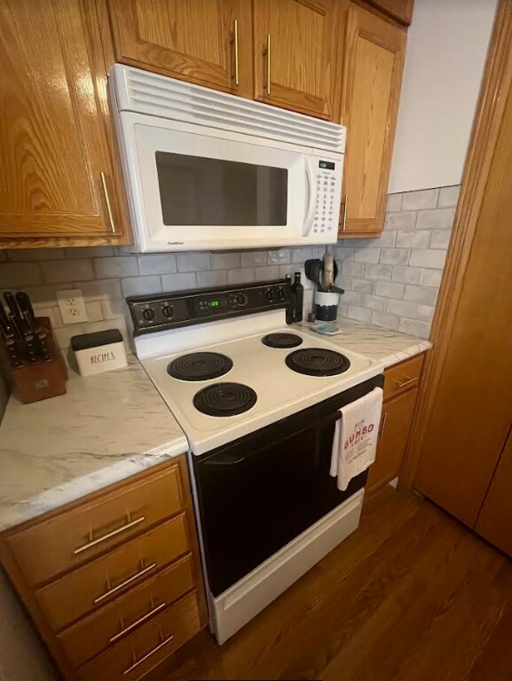 Kitchen - 1311 SE Delaware Ave