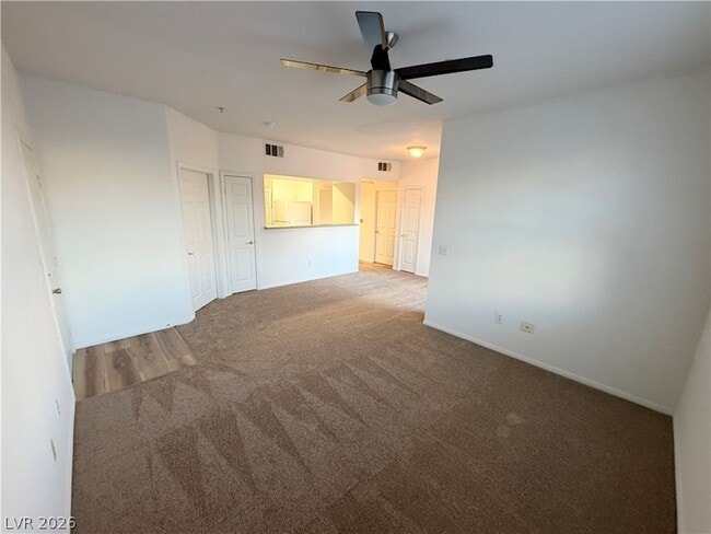 Building Photo - 6955 N Durango Dr