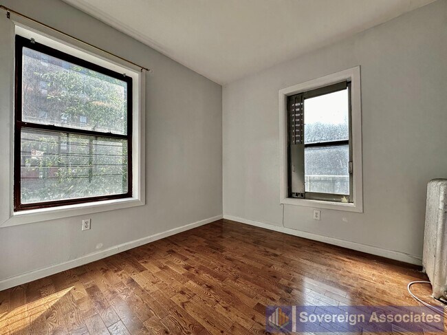 Foto del edificio - 518 W 204th St