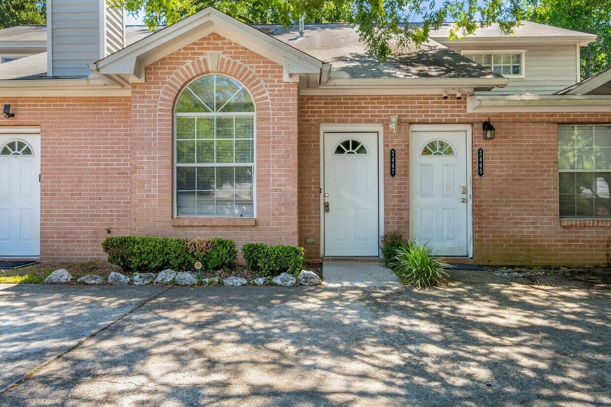 Primary Photo - 2467 Nugget Ln