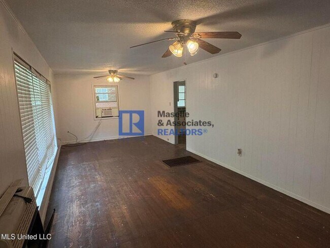 Foto del edificio - 3 bed/2 bath Home in 39212 Jackson!
