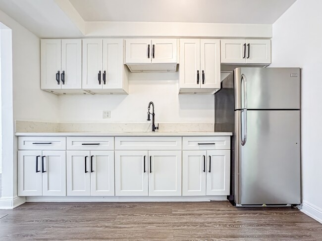 Photo - 12521 Lakewood Blvd Apartment