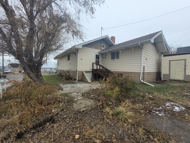 Foto del edificio - Spacious 2bd / 1Bath home in the Perry District!