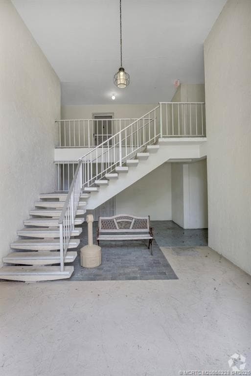 Building Photo - 950 S Kanner Hwy