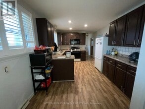 Building Photo - 415 Mt Pleasant Rd