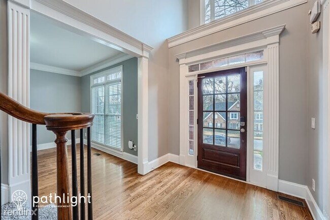 Foto del edificio - 5 br, 4 bath House - 1795 Millside Terrace...