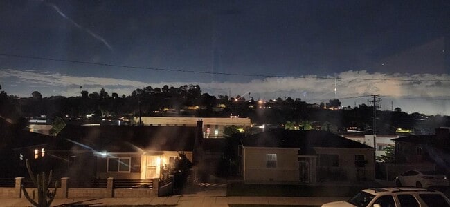 Building Photo - 901 De La Fuente St