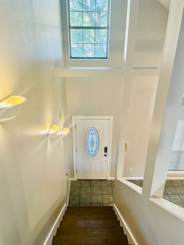 517 Oak St, Ocean Springs, MS 39564 House Rental in Ocean Springs, MS