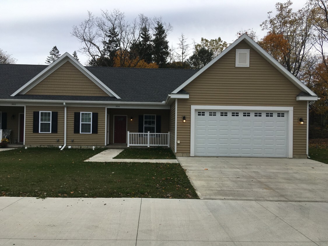 350 Gardner Rd, Horseheads, NY 14845 Townhome Rentals in Horseheads