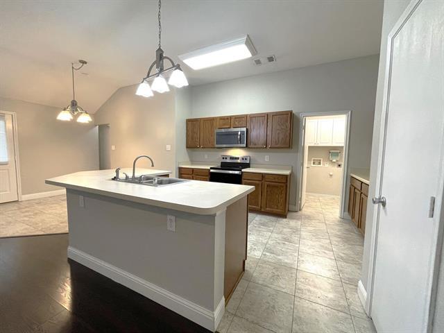 Foto del edificio - 1305 Hunter Ln