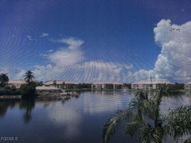 Foto del edificio - 17020 Willowcrest Way