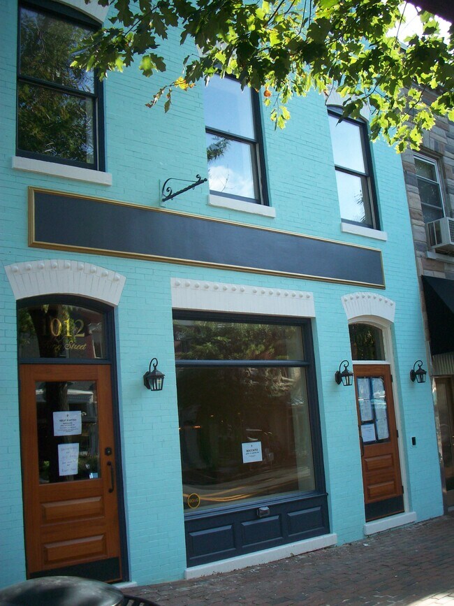 Building Photo - 1014 King St