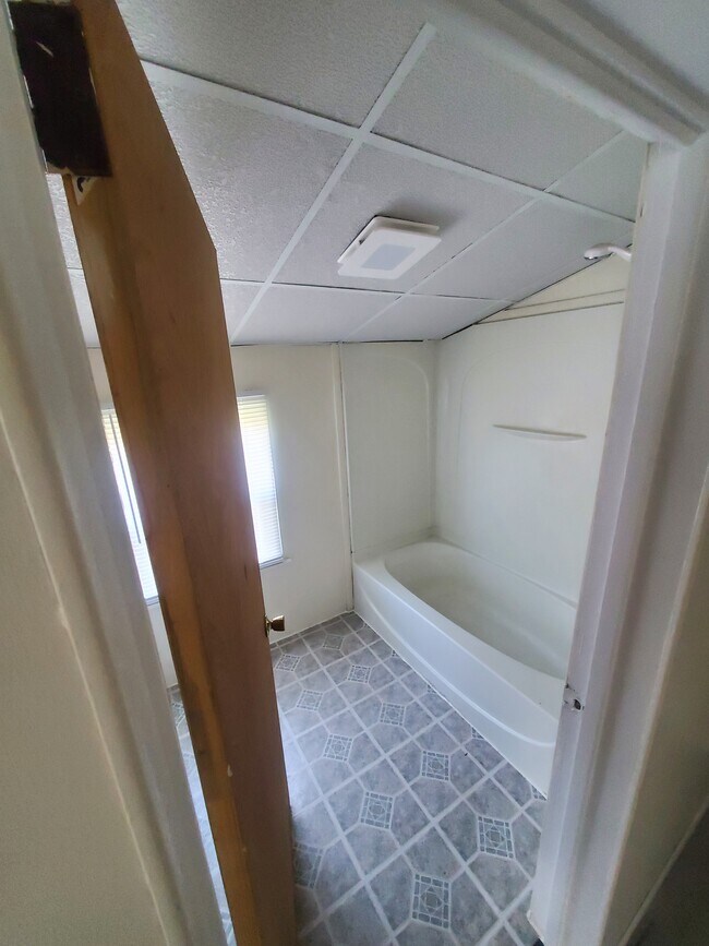 Foto del edificio - 612 4th Ave