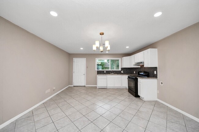 Building Photo - 11607 Neff St