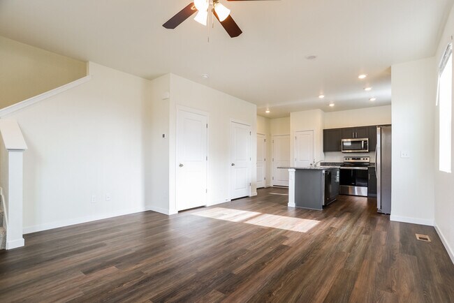 Foto del edificio - 13501 Oneida Ln