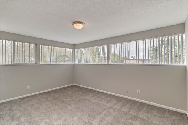 Landings at Southpoint - 4