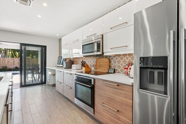 Foto del edificio - 1812 Juno Isles Blvd