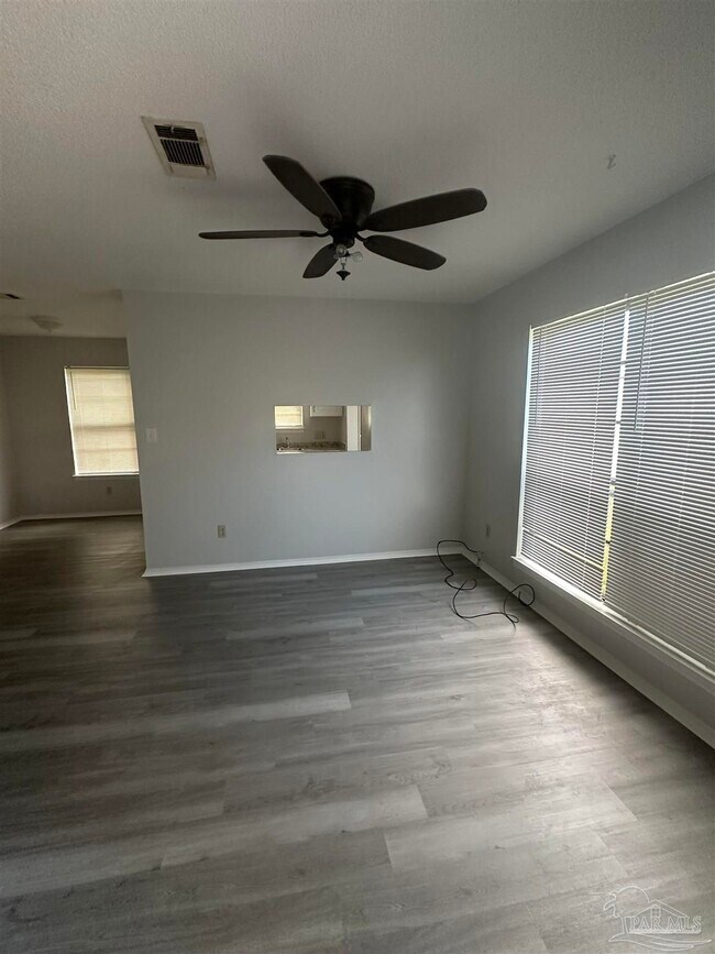 Building Photo - 4012 Leesbury Dr