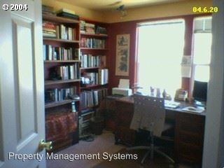 Building Photo - 2954 SE Rosespring Dr