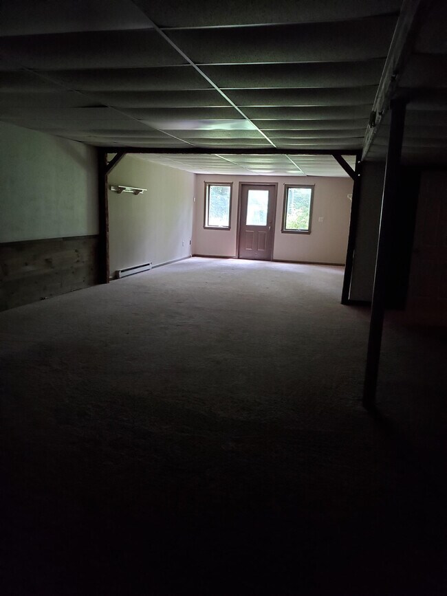 Building Photo - 5187 Paes Rd
