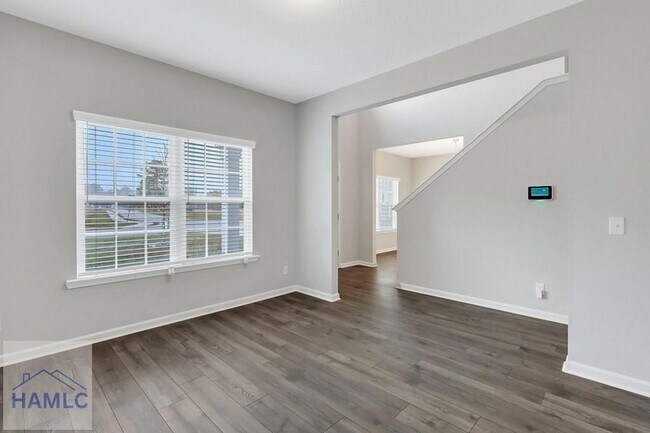 Building Photo - 12 Trask Cir