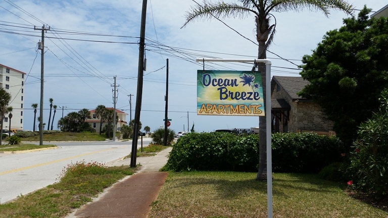 Primary Photo - Ocean Breeze Apartments