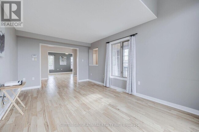 Photo du bâtiment - 132 Brown Wood Dr