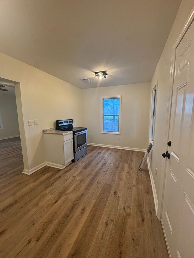 Foto del edificio - 3 Bed / 1 Bath between Jonesboro and Lake City