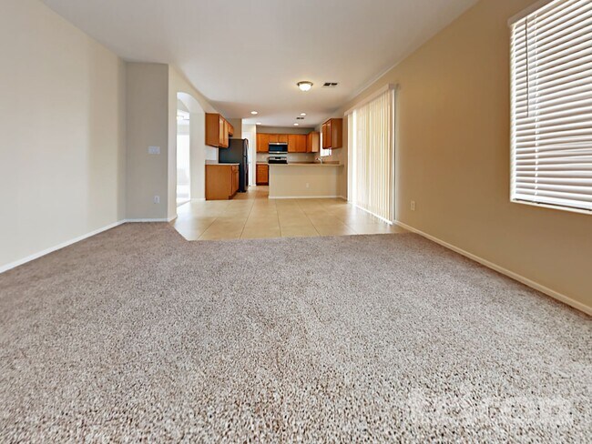 Foto del edificio - 4442 W Apollo Rd