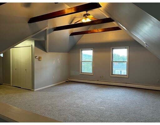 Building Photo - 90b Pleasant St