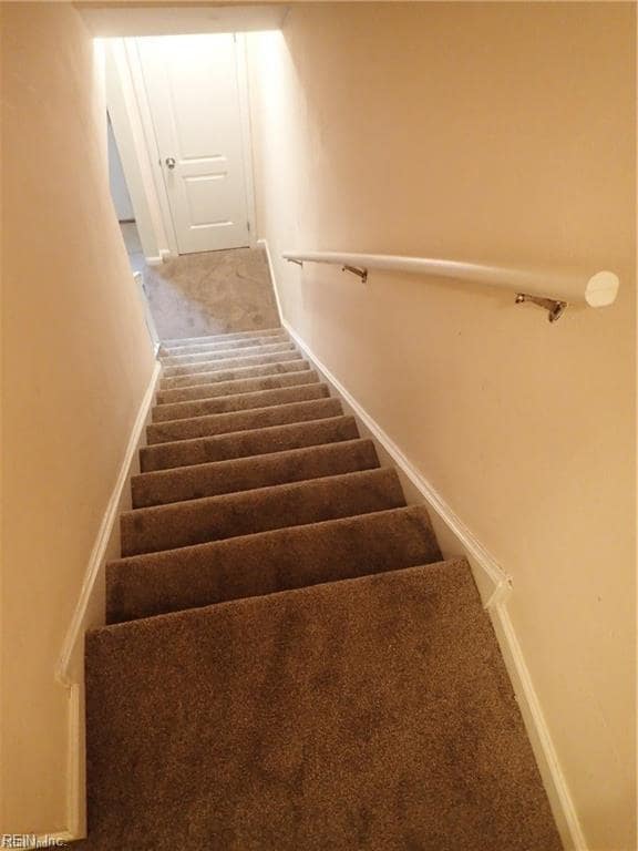 Foto del edificio - 834 N Buckingham Ct