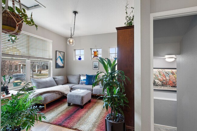 Foto del edificio - 5 Bedroom home in South Fort Collins