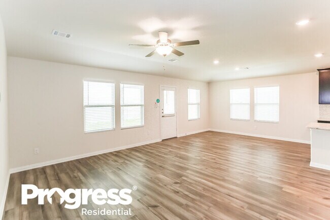 Building Photo - 2168 Gill Star Dr