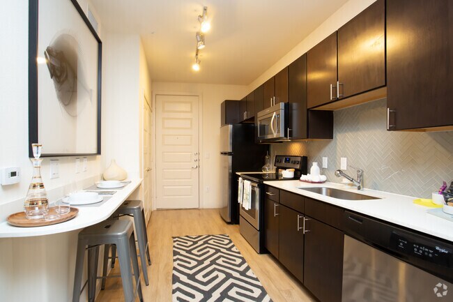 Elan East Apartments Austin, TX