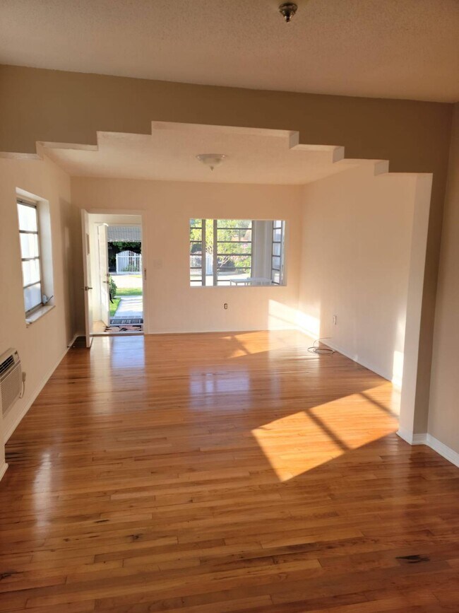 Foto del edificio - 3122 SW 25th Ter